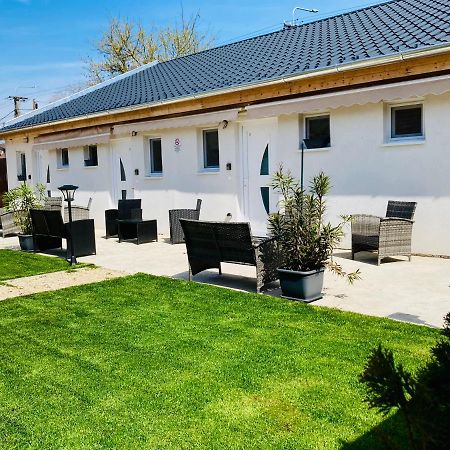 Grafit Apartmanok Hajdúnánás Екстериор снимка