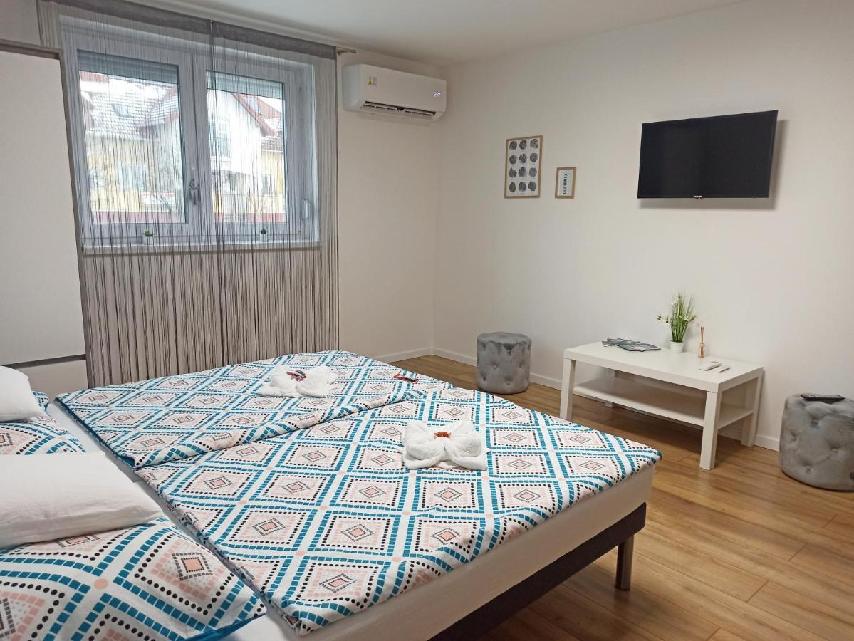 Grafit Apartmanok Hajdúnánás Екстериор снимка